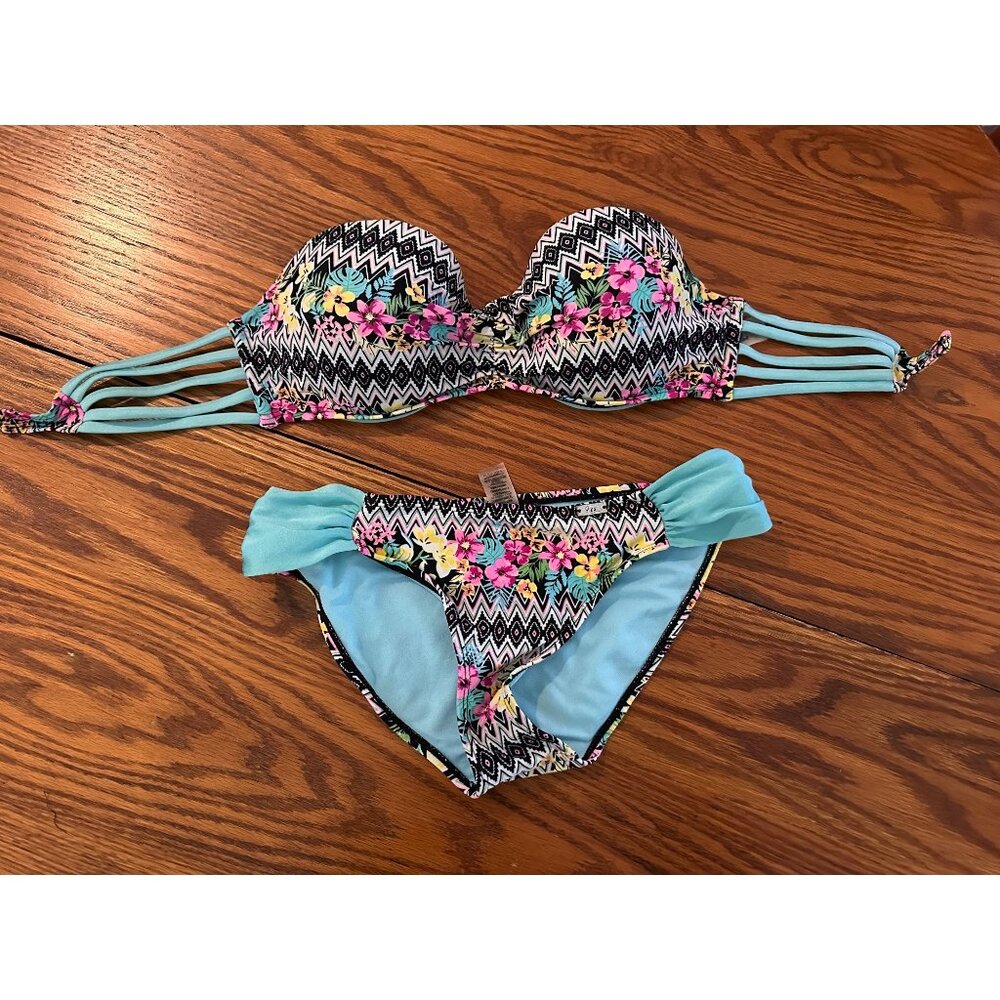 Heat Aztec Floral Print Bikini Size M/L